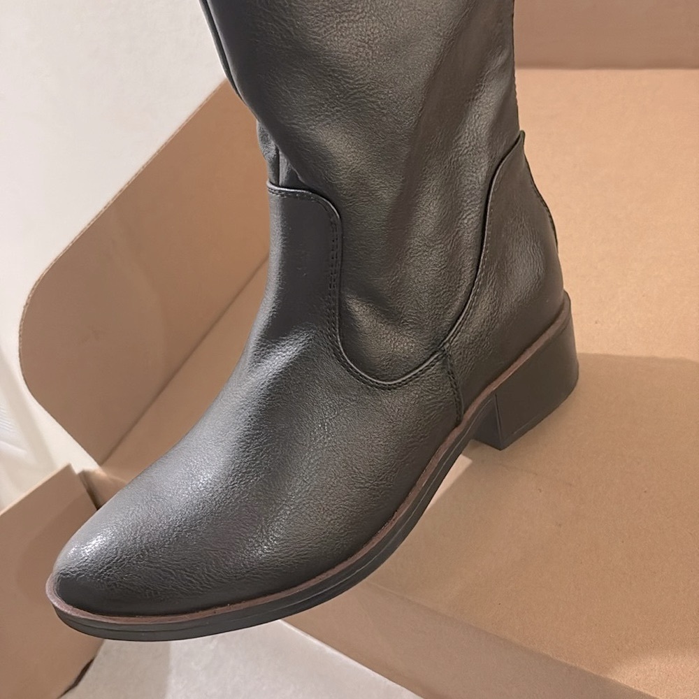 NEW [Baretraps] Marcela Black Wide-Calf Tall Over-The-Knee Boots Women’s Sz 5.5 - Picture 10 of 13